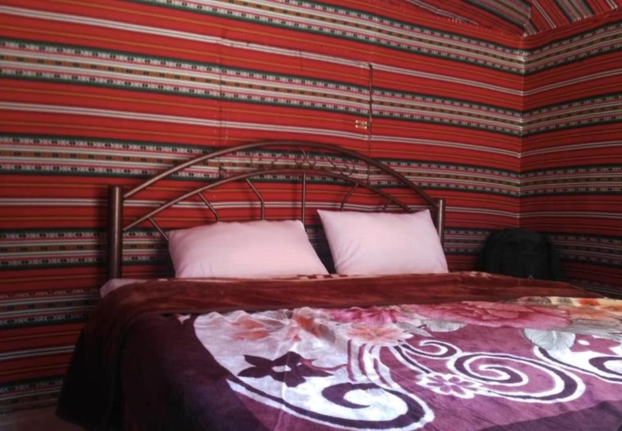 Wadi Rum Camels Camp Екстер'єр фото